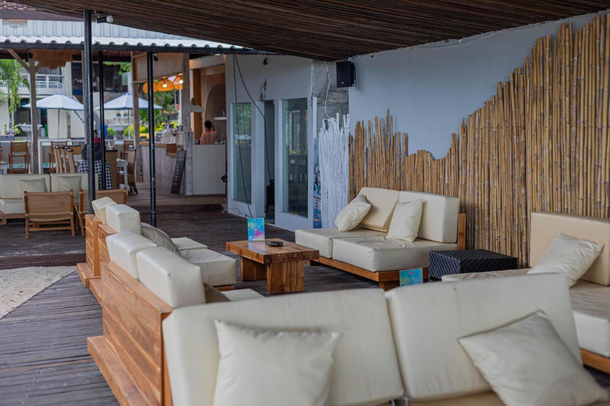 The Tanis Beach Resort Nusa Lembongan Exterior foto